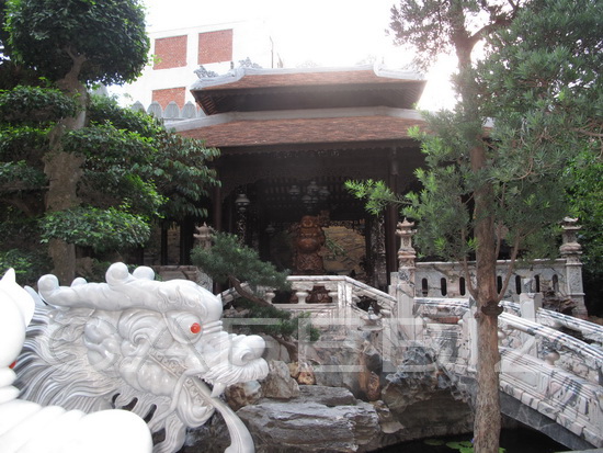 Gia[-]sản[-]bậc[-]nhất[-]của[-]đại[-]gia[-]Đà[-]Nẵng[-]dính[-]nghi[-]án[-]hiếp[-]dâm
